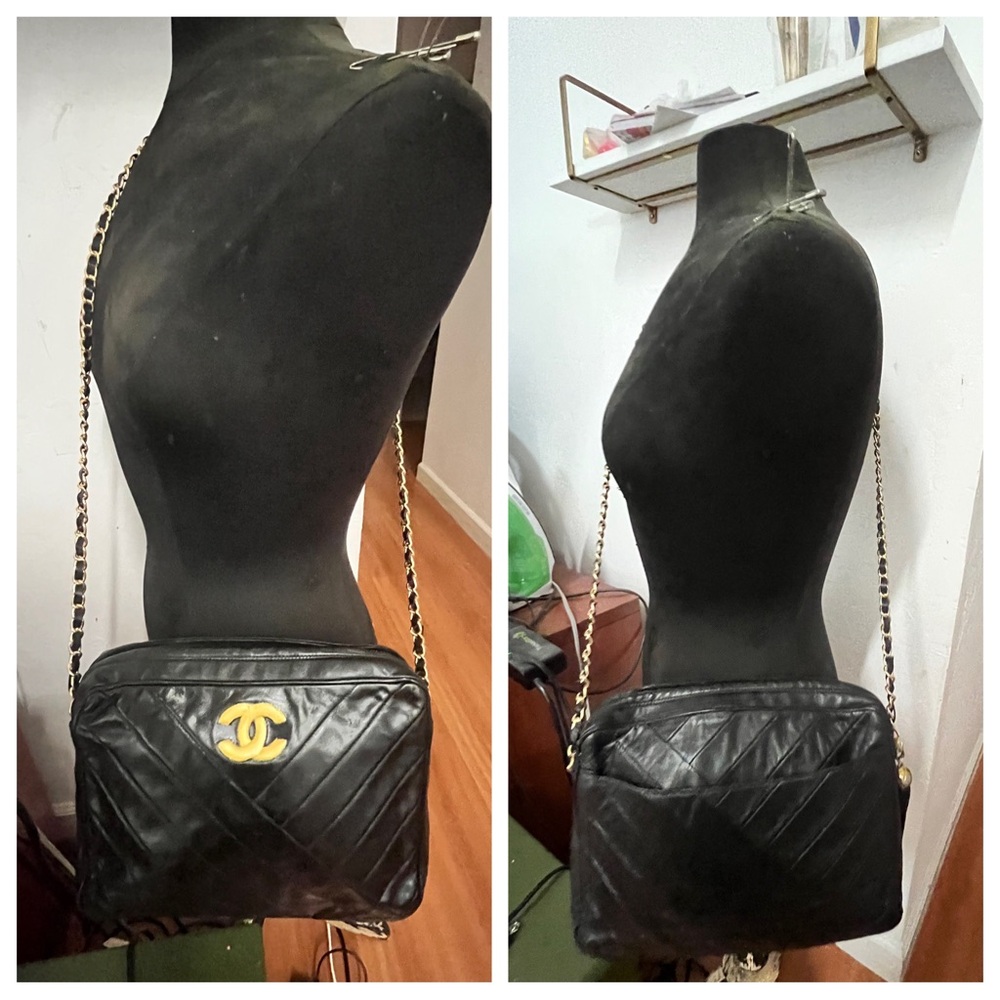 Authentic Vintage Chanel Black Leather Women Shoulder Handbag
